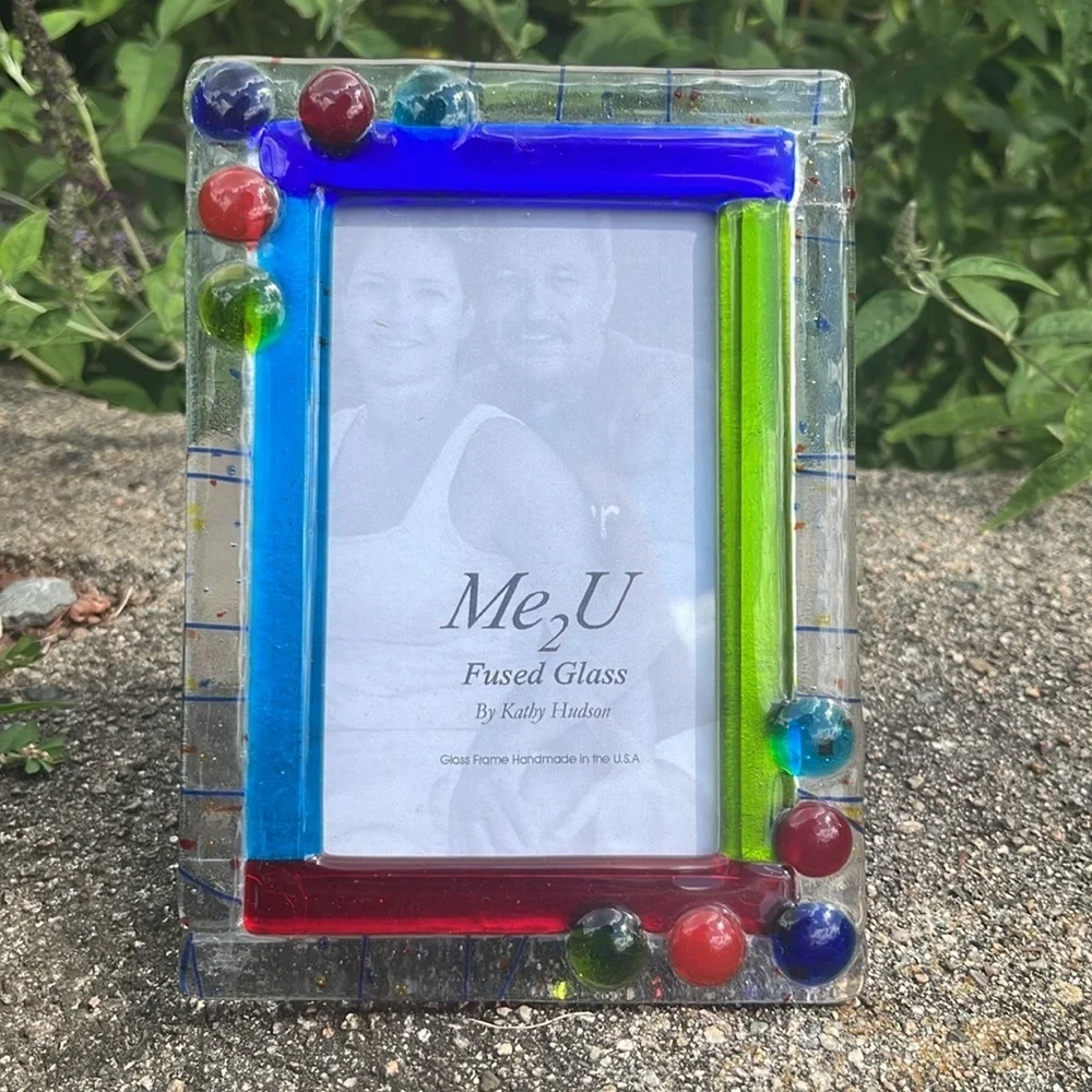 Me 2 U Fused Glass Mardi Gras Table Top Picture Frame by‎ Kathy Hudson